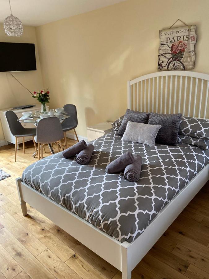 The Ashton Gate Mews Hotel Bristol Eksteriør billede