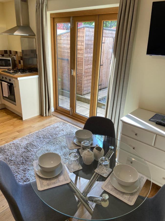 The Ashton Gate Mews Hotel Bristol Eksteriør billede