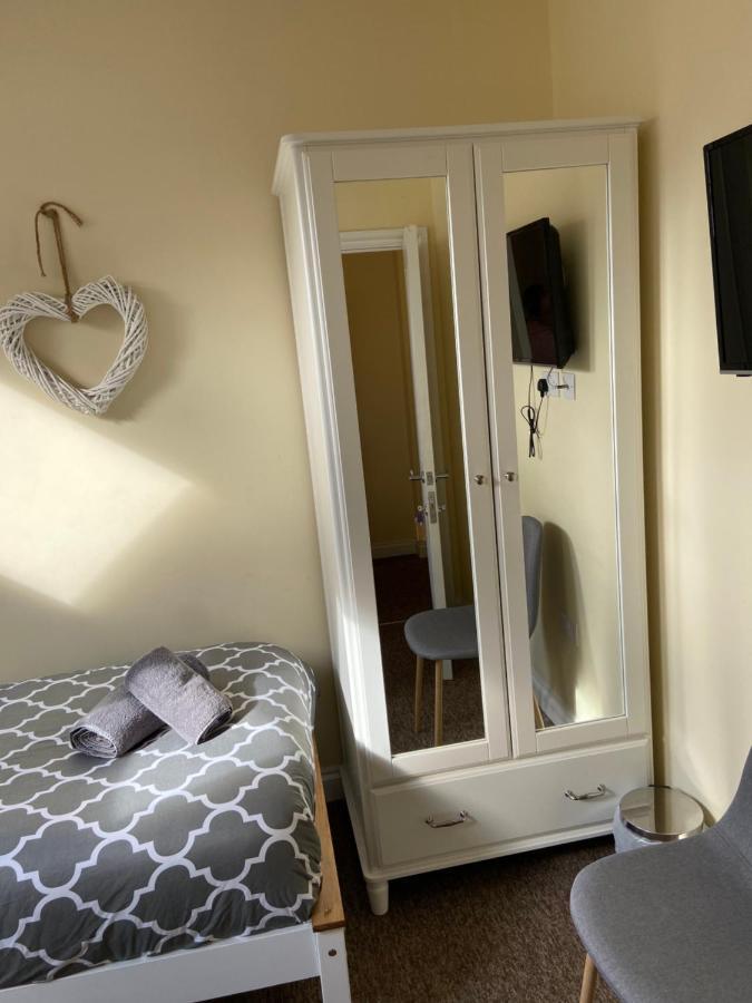 The Ashton Gate Mews Hotel Bristol Eksteriør billede